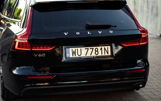 Volvo V60 cena 83000 przebieg: 160000, rok produkcji 2018 z Poznań małe 781